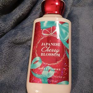 Bath & Body Works JAPANESE CHERRY BLOSSOM Lotion